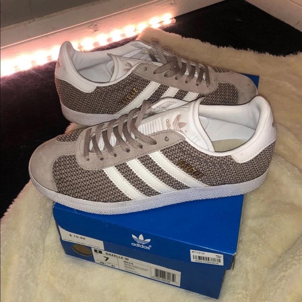 adidas originals Gazelle Shoes